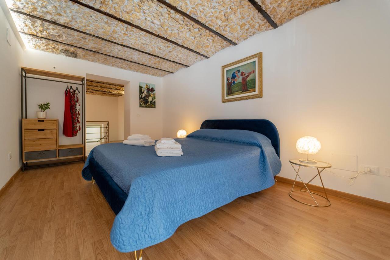 Antico Mercato Di Ortigia Lovely Apartment Syracuse Esterno foto